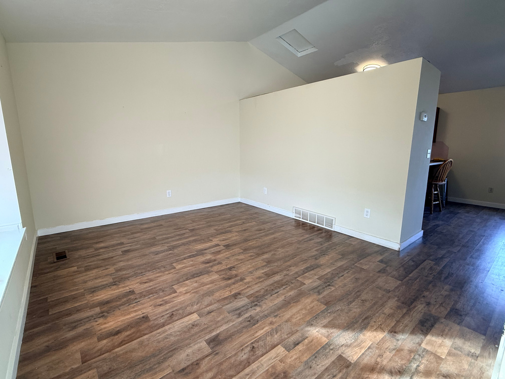 3298 W 2300 N Clinton, UT 84015