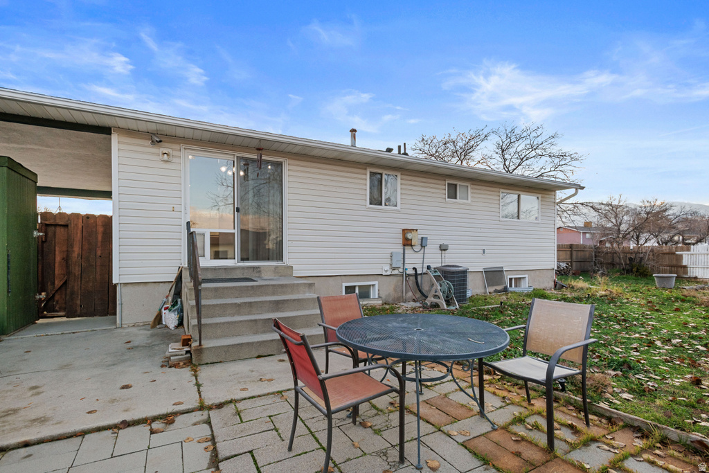 7454 W MIRIAM WAY Magna, UT 84044