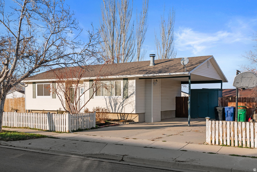 7454 W MIRIAM WAY Magna, UT 84044