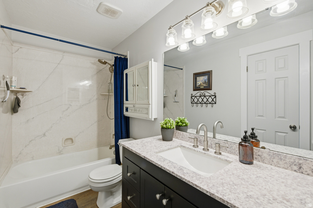 1143 W 1640 N Clinton, UT 84015