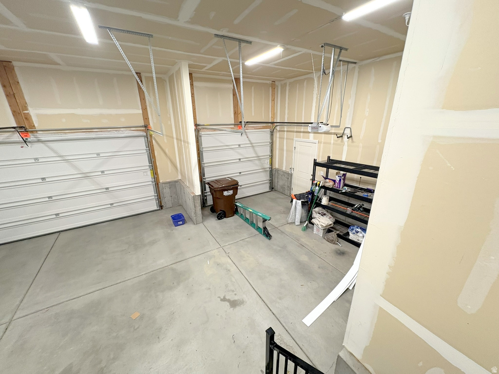 8626 N LAKESHORE DR Lake Point, UT 84074