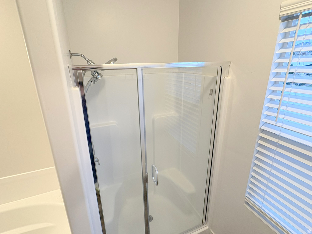 8626 N LAKESHORE DR Lake Point, UT 84074