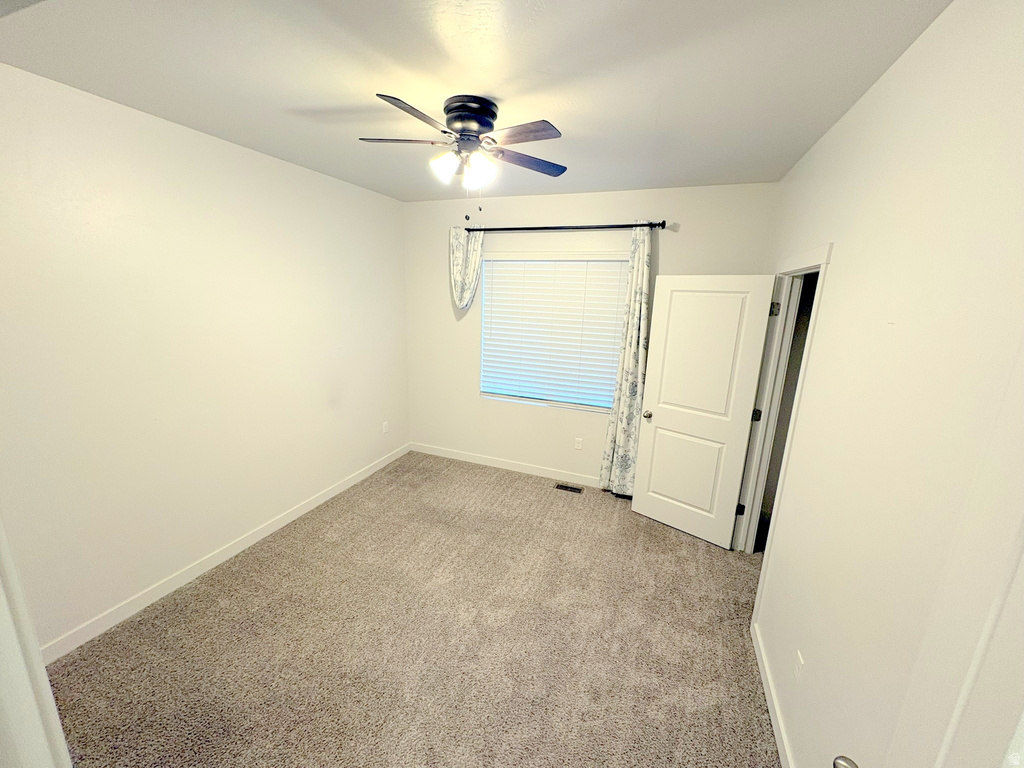 8626 N LAKESHORE DR Lake Point, UT 84074