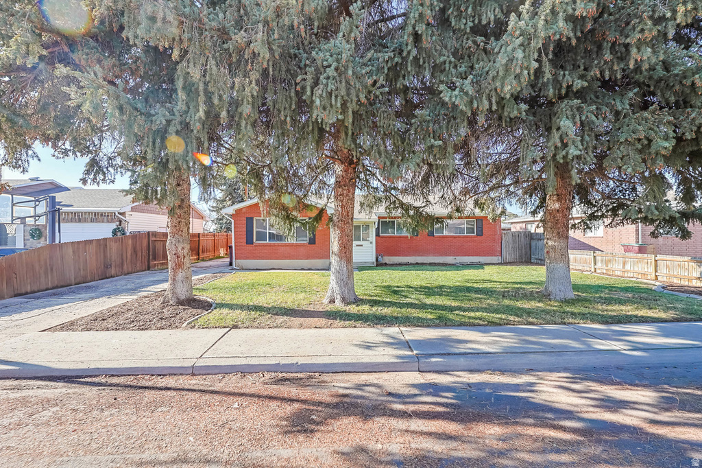 1680 S 50 E Orem, UT 84058