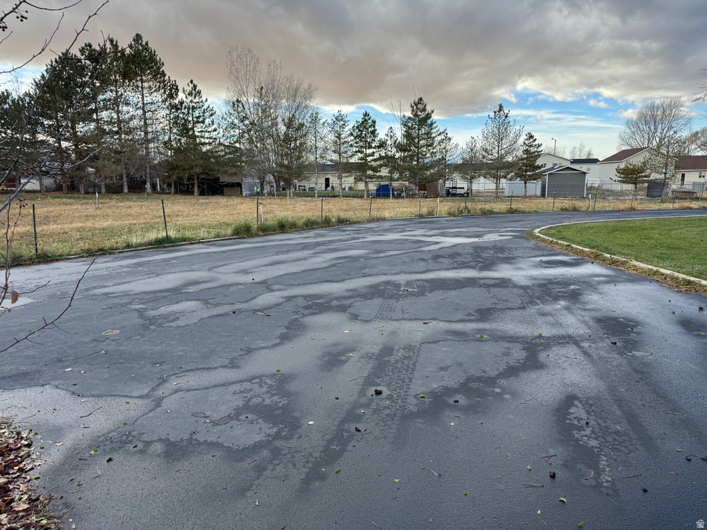 169 W 690 N Santaquin, UT 84655