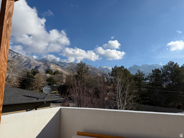 3075 E CREEK RD Cottonwood Heights, UT 84093