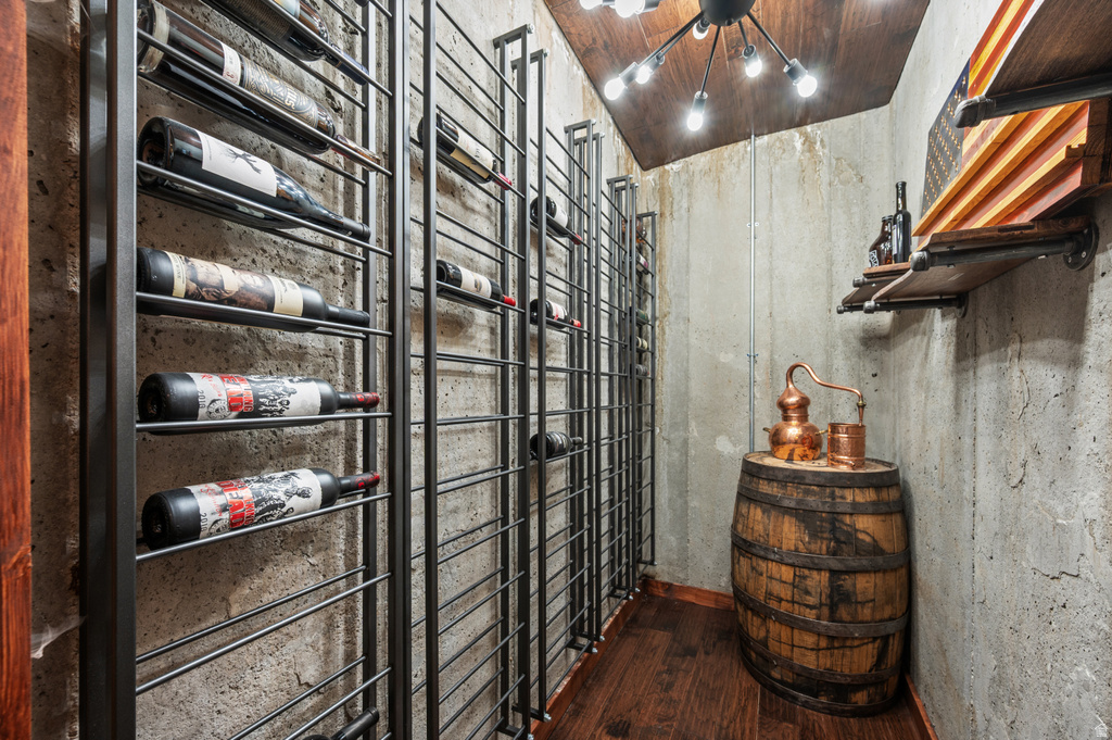 3075 E CREEK RD Cottonwood Heights, UT 84093