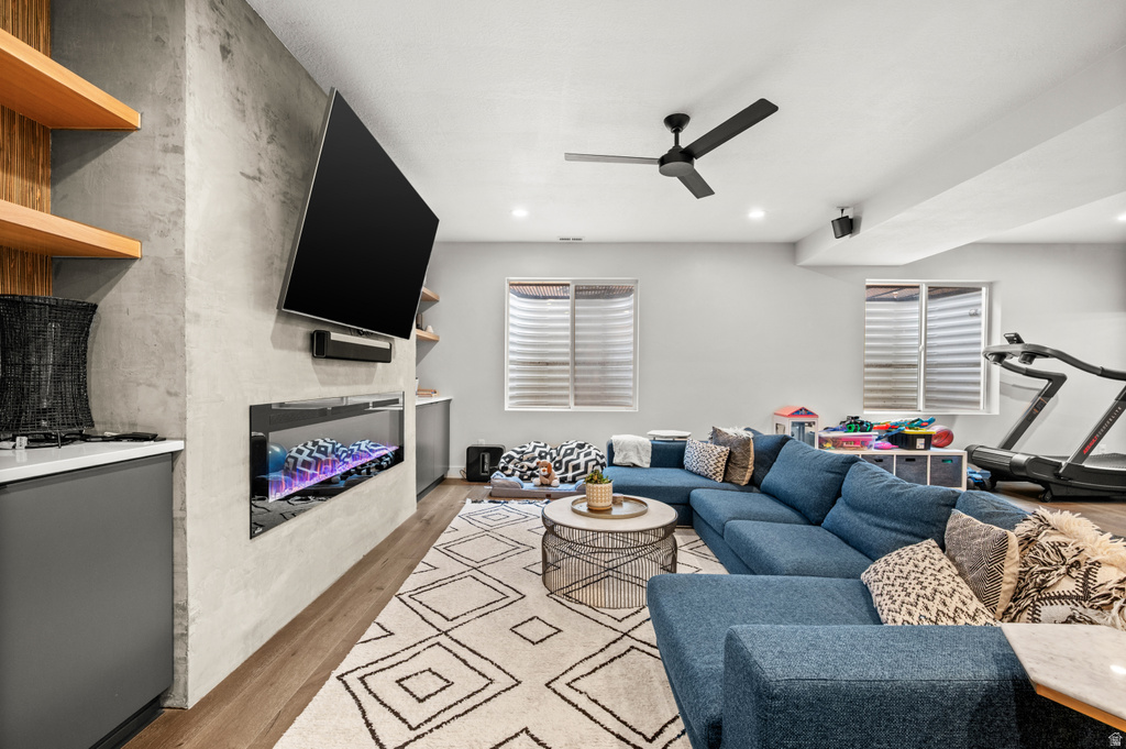 3075 E CREEK RD Cottonwood Heights, UT 84093