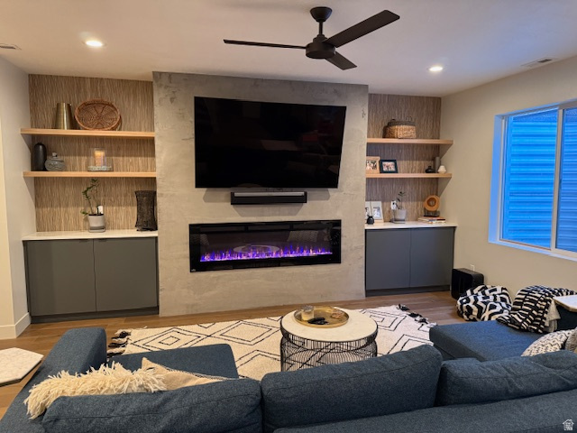 3075 E CREEK RD Cottonwood Heights, UT 84093