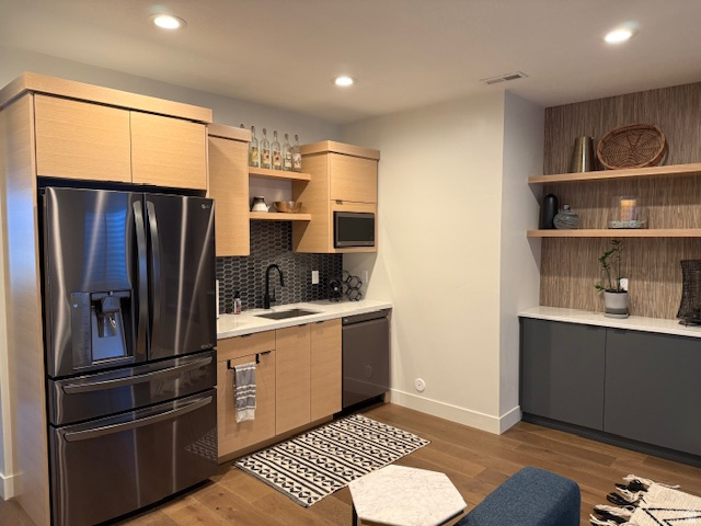 3075 E CREEK RD Cottonwood Heights, UT 84093