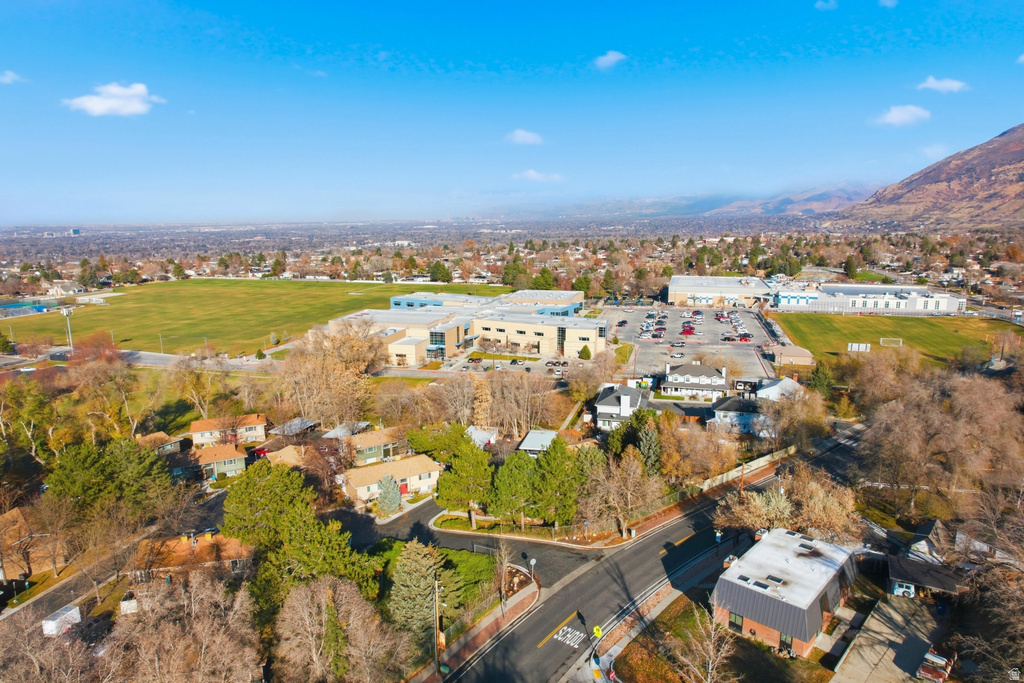 2569 E CANTERBURY LN Cottonwood Heights, UT 84121