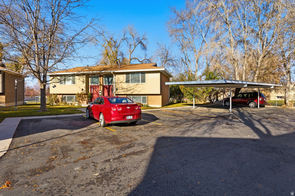 2569 E CANTERBURY LN Cottonwood Heights, UT 84121