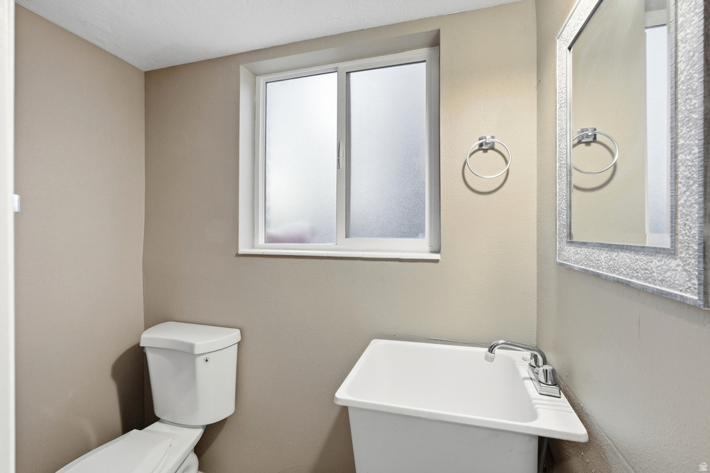 2569 E CANTERBURY LN Cottonwood Heights, UT 84121