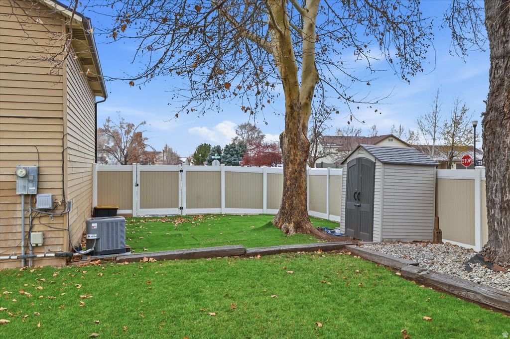 1154 W 2600 N Clinton, UT 84015