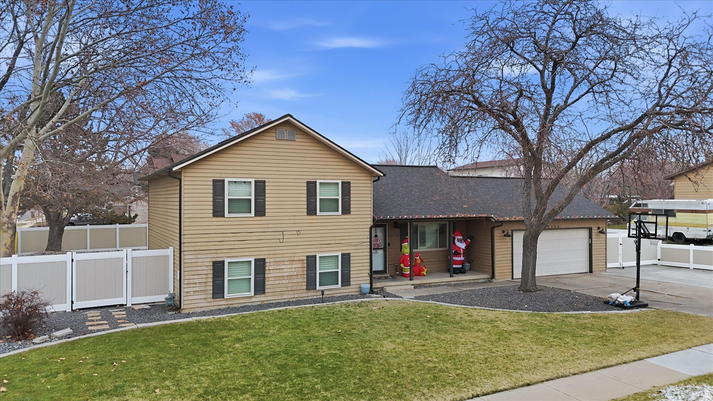 1154 W 2600 N Clinton, UT 84015