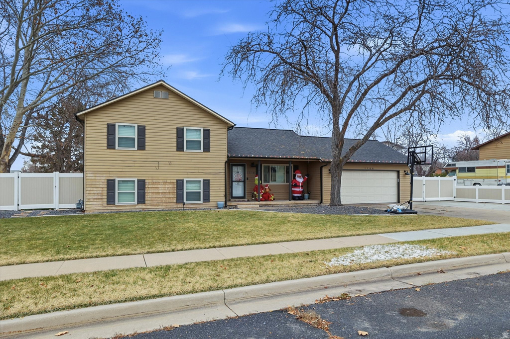 1154 W 2600 N Clinton, UT 84015