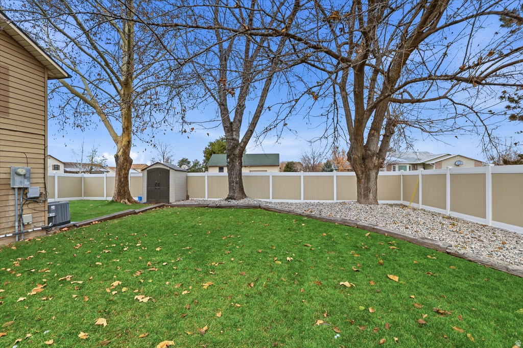 1154 W 2600 N Clinton, UT 84015