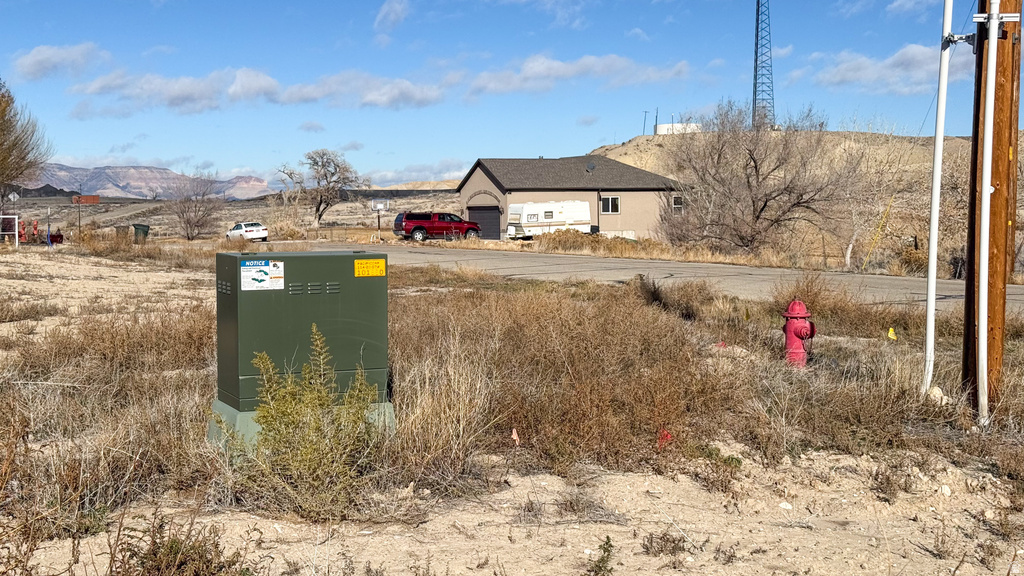 625 N 200 E Ferron, UT 84523