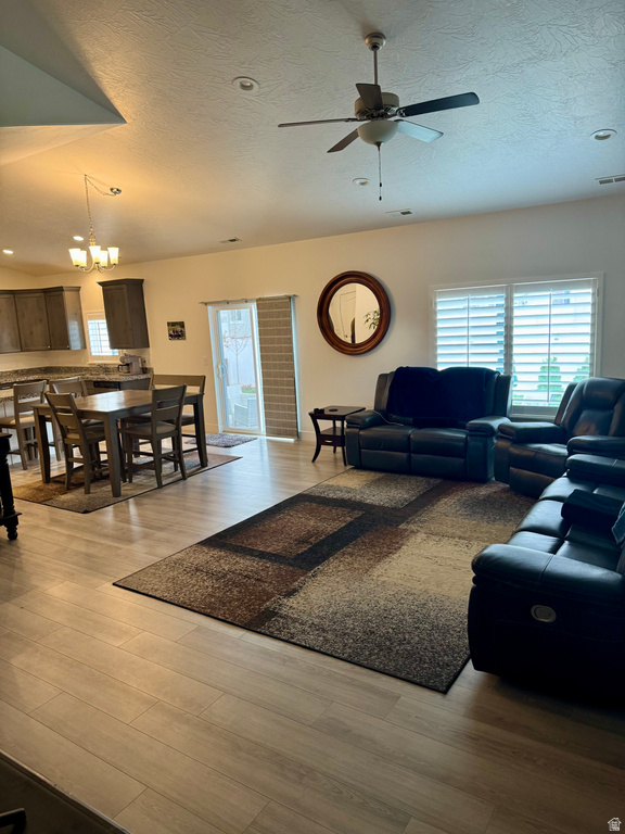 1081 W 1150 S Springville, UT 84663