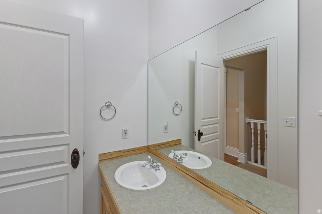 291 N MAIN ST Hyde Park, UT 84318