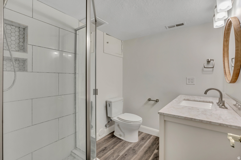 2240 S LORIN CIR Ogden, UT 84401