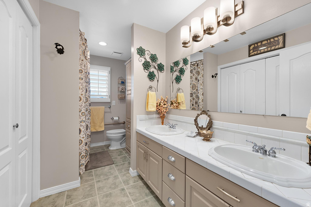 12243 S JANICE DR Riverton, UT 84065