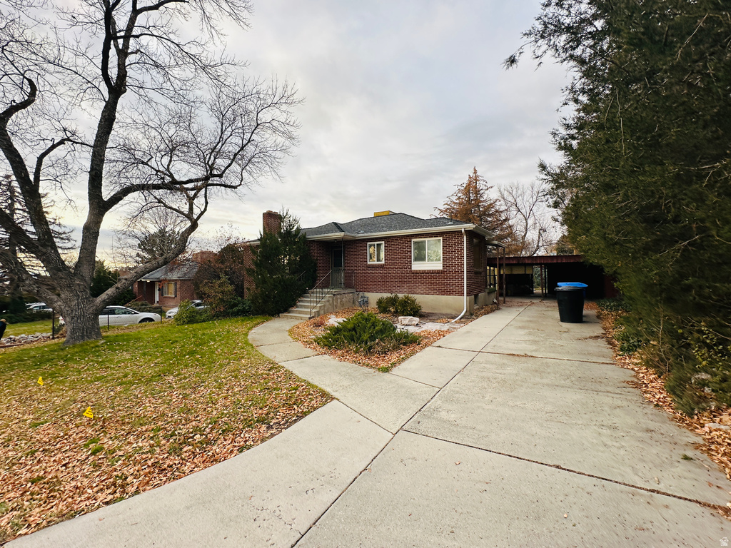 2877 E Delsa Dr