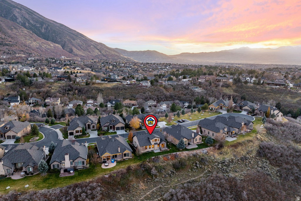 2993 E SCENIC VALLEY LN Sandy, UT 84092