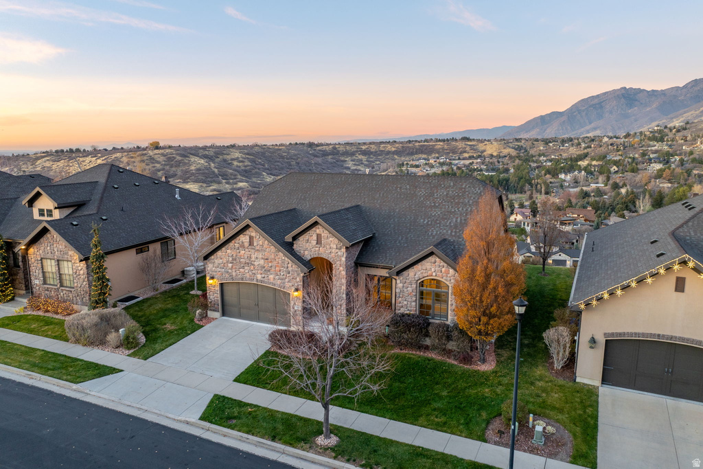 2993 E SCENIC VALLEY LN Sandy, UT 84092