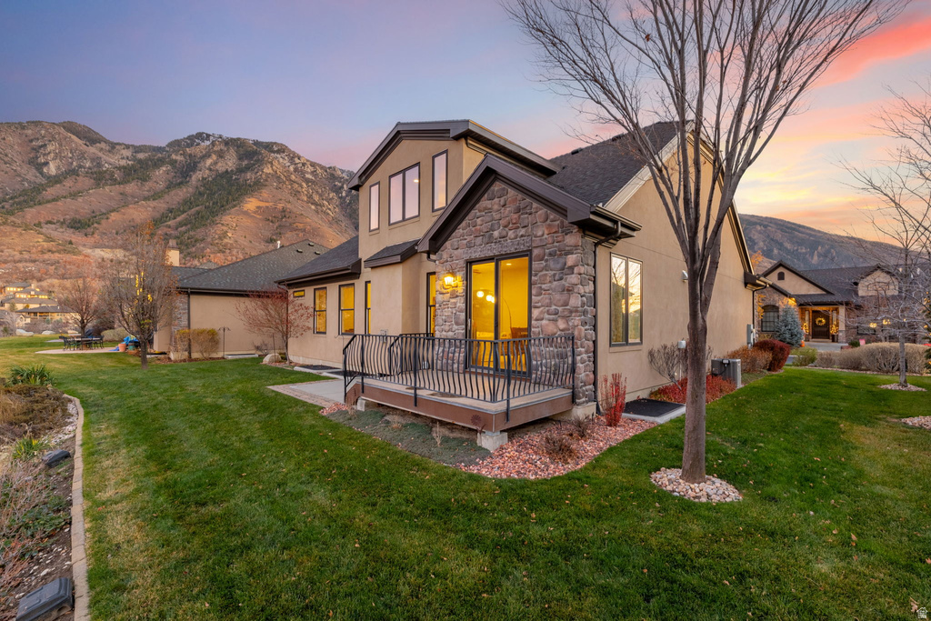 2993 E SCENIC VALLEY LN Sandy, UT 84092