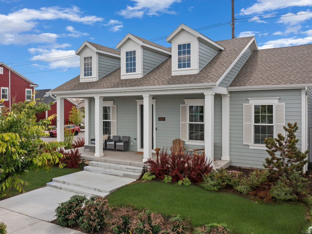 11242 S WILLOW WALK DR South Jordan, UT 84009