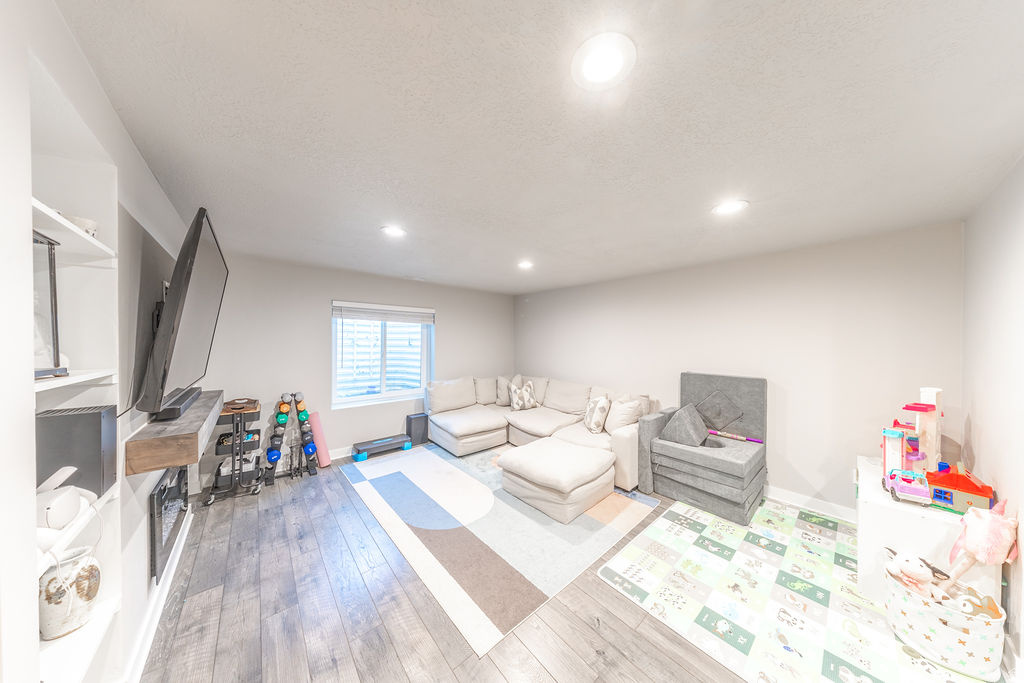 2176 W 1735 S West Haven, UT 84401