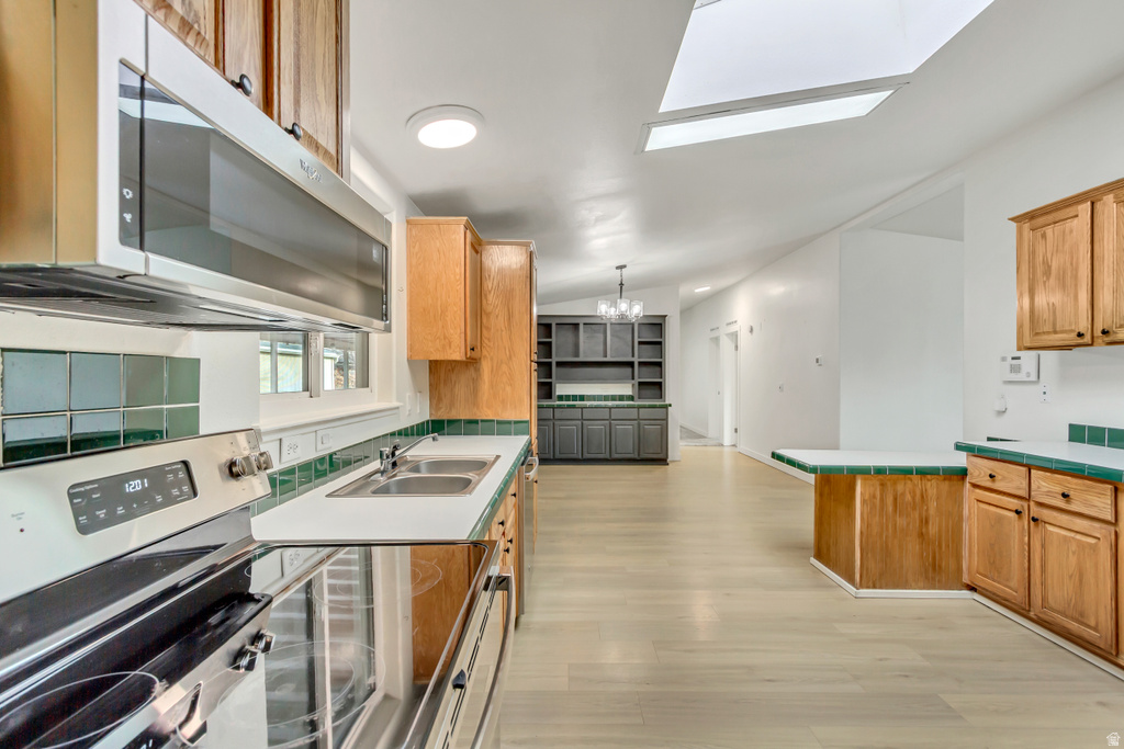 322 N 900 E American Fork, UT 84003