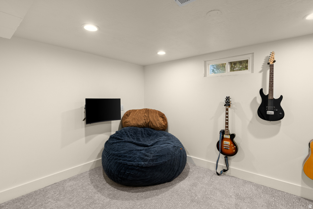 106 S 100 E Farmington, UT 84025