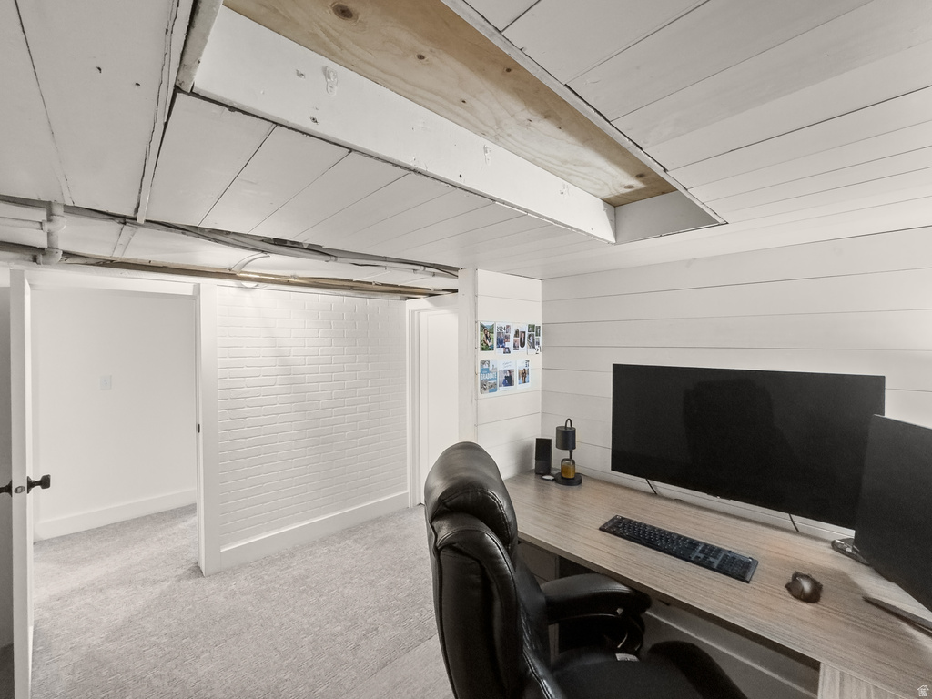 106 S 100 E Farmington, UT 84025