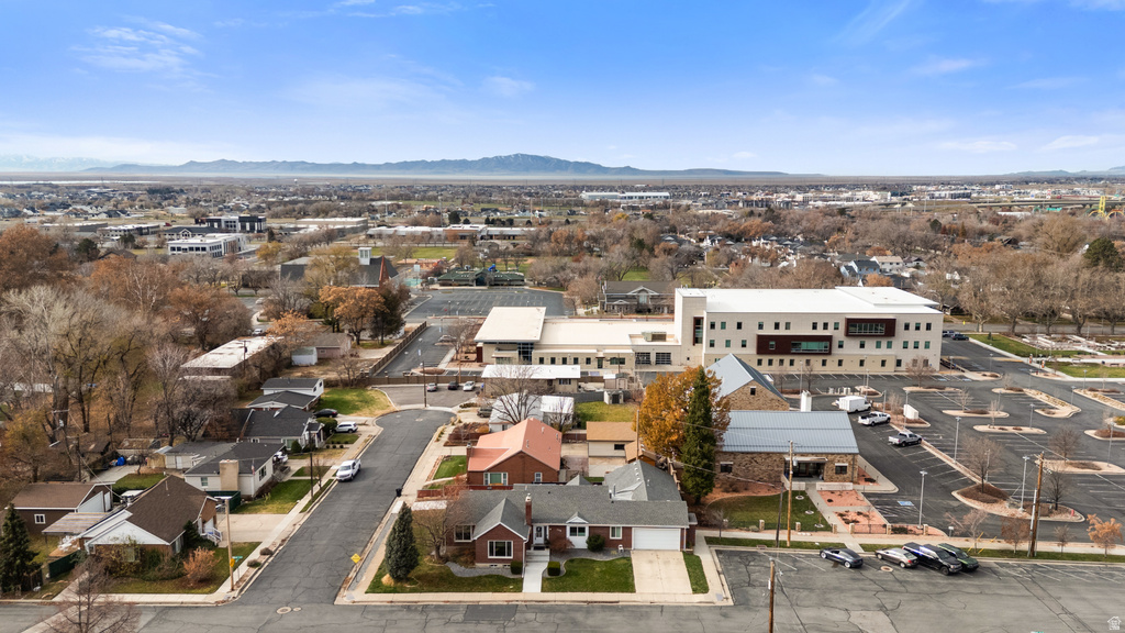 106 S 100 E Farmington, UT 84025