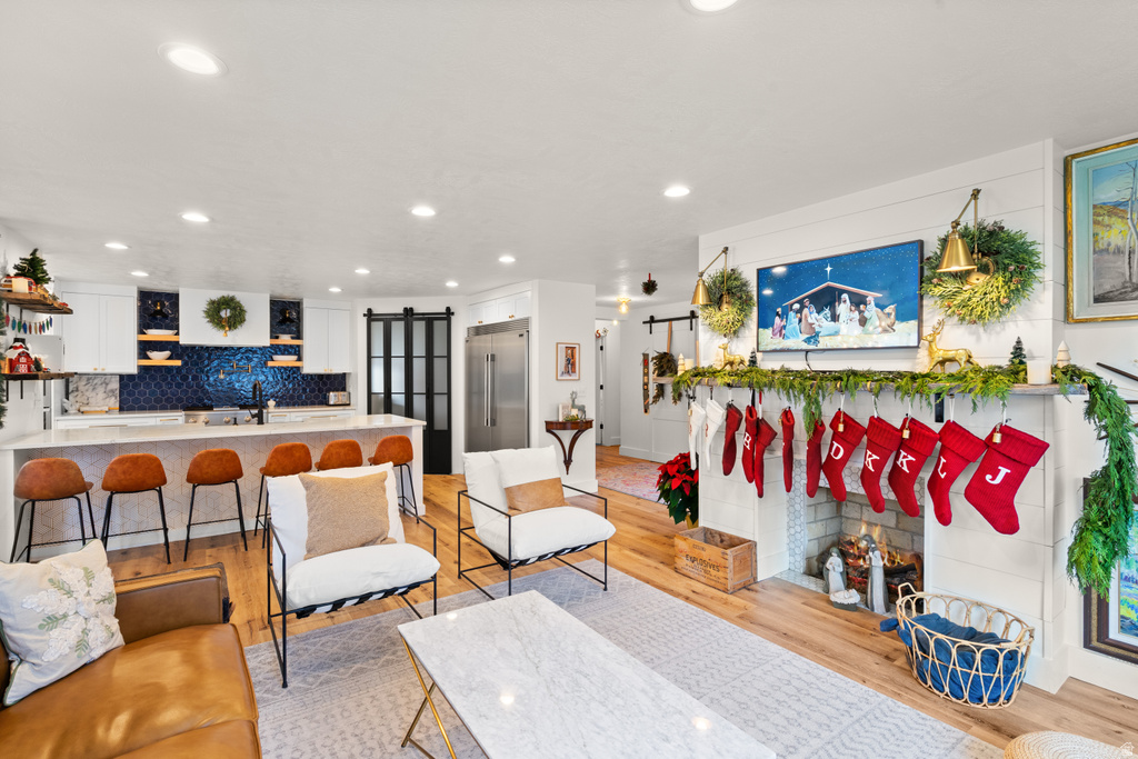 106 S 100 E Farmington, UT 84025