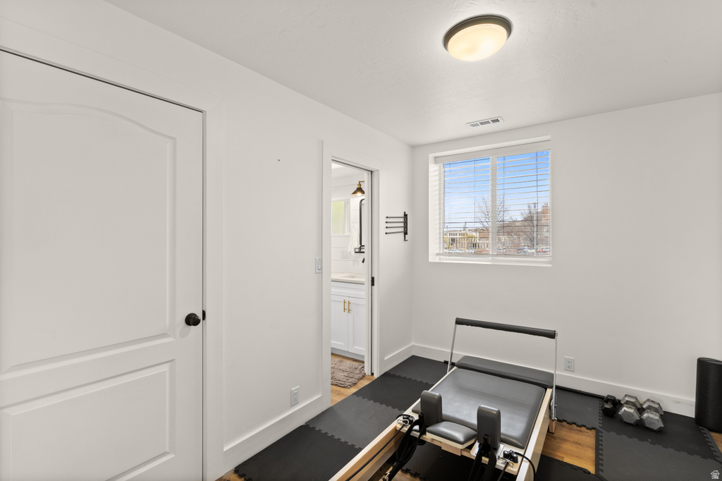 106 S 100 E Farmington, UT 84025