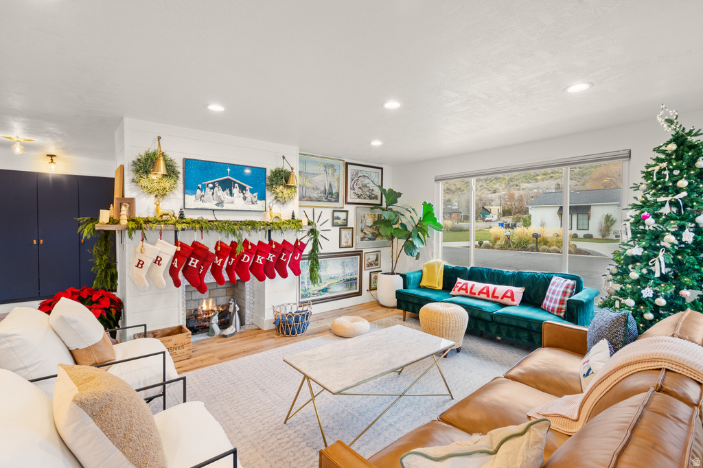 106 S 100 E Farmington, UT 84025