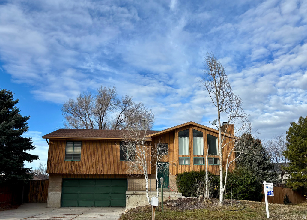 8888 S RENEGADE RD Sandy, UT 84093