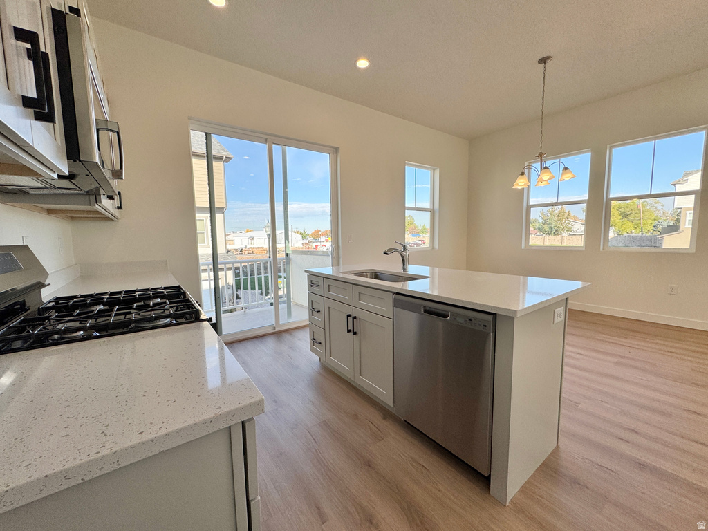 1678 N 1600 W Layton, UT 84041