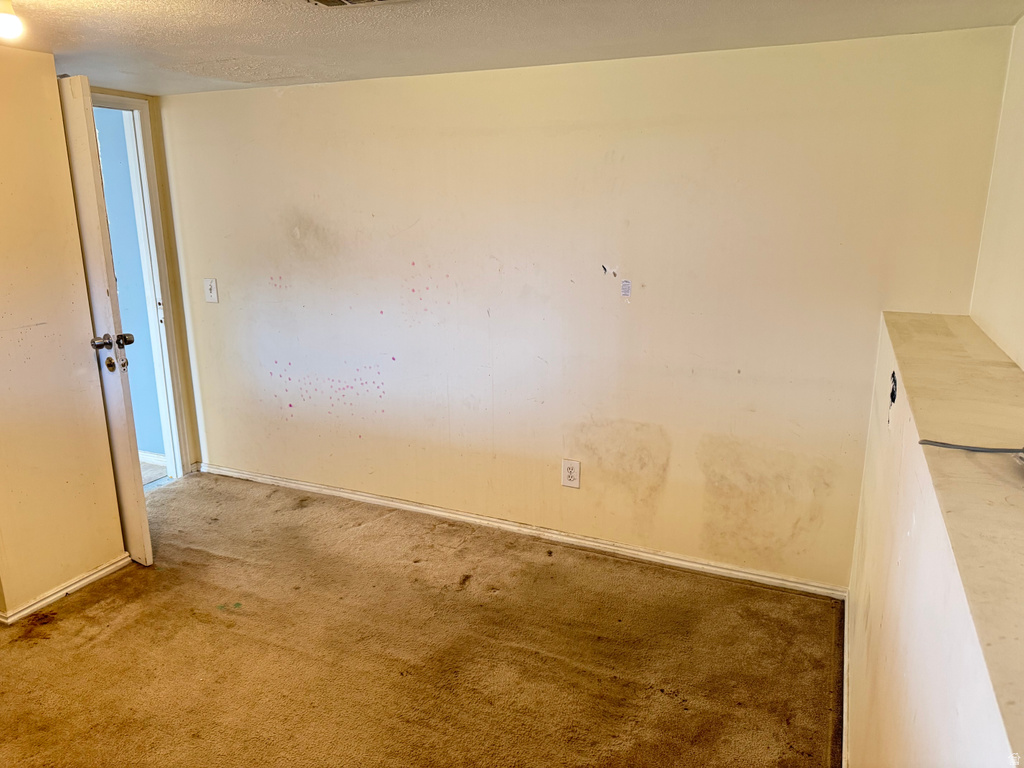 2093 W CHATEAU AVE Taylorsville, UT 84129