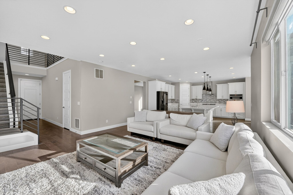 1907 S CENTENNIAL BLVD Saratoga Springs, UT 84045