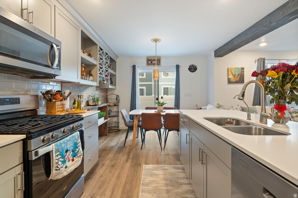 1832 E EAGLE VIEW LN Eagle Mountain, UT 84005