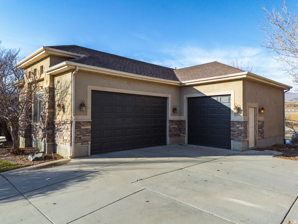 9225 N MOUNT AIREY DR Eagle Mountain, UT 84005