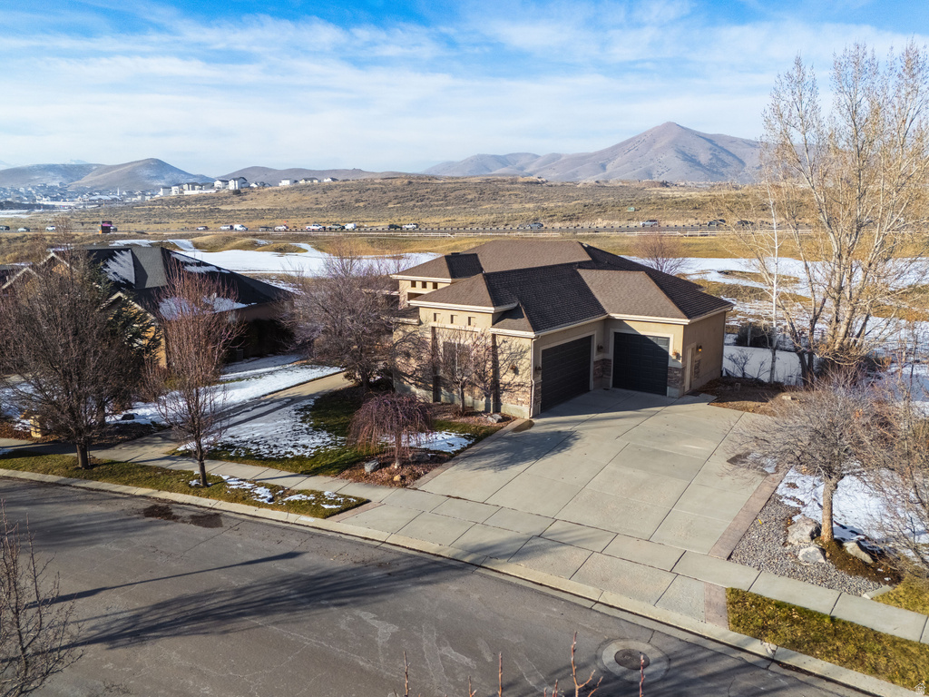 9225 N MOUNT AIREY DR Eagle Mountain, UT 84005