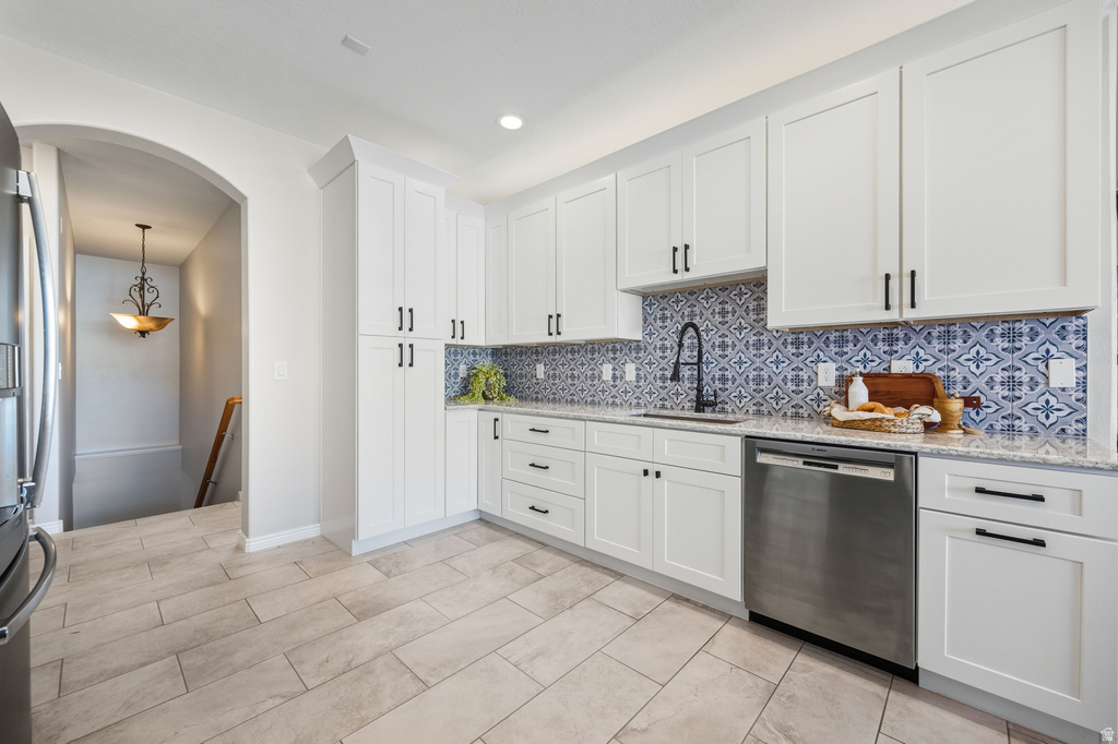 9225 N MOUNT AIREY DR Eagle Mountain, UT 84005