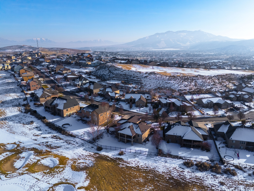 9225 N MOUNT AIREY DR Eagle Mountain, UT 84005