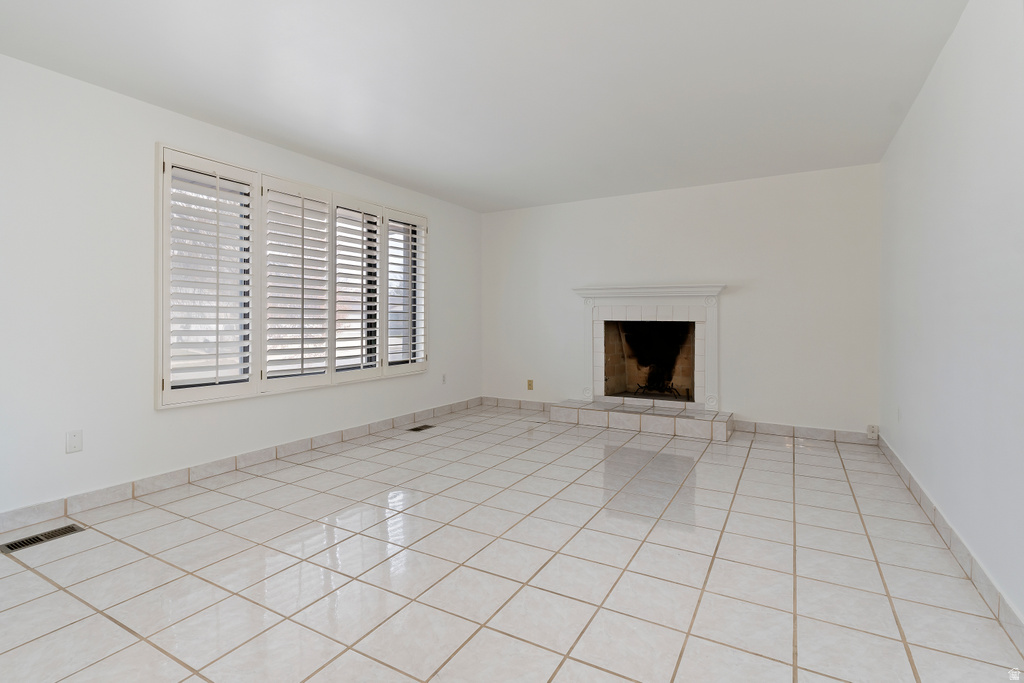 6925 S LEXINGTON DR West Jordan, UT 84084