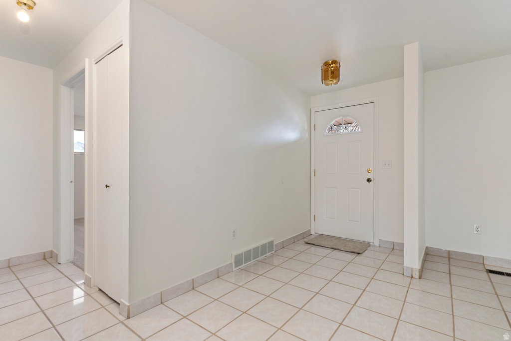 6925 S LEXINGTON DR West Jordan, UT 84084